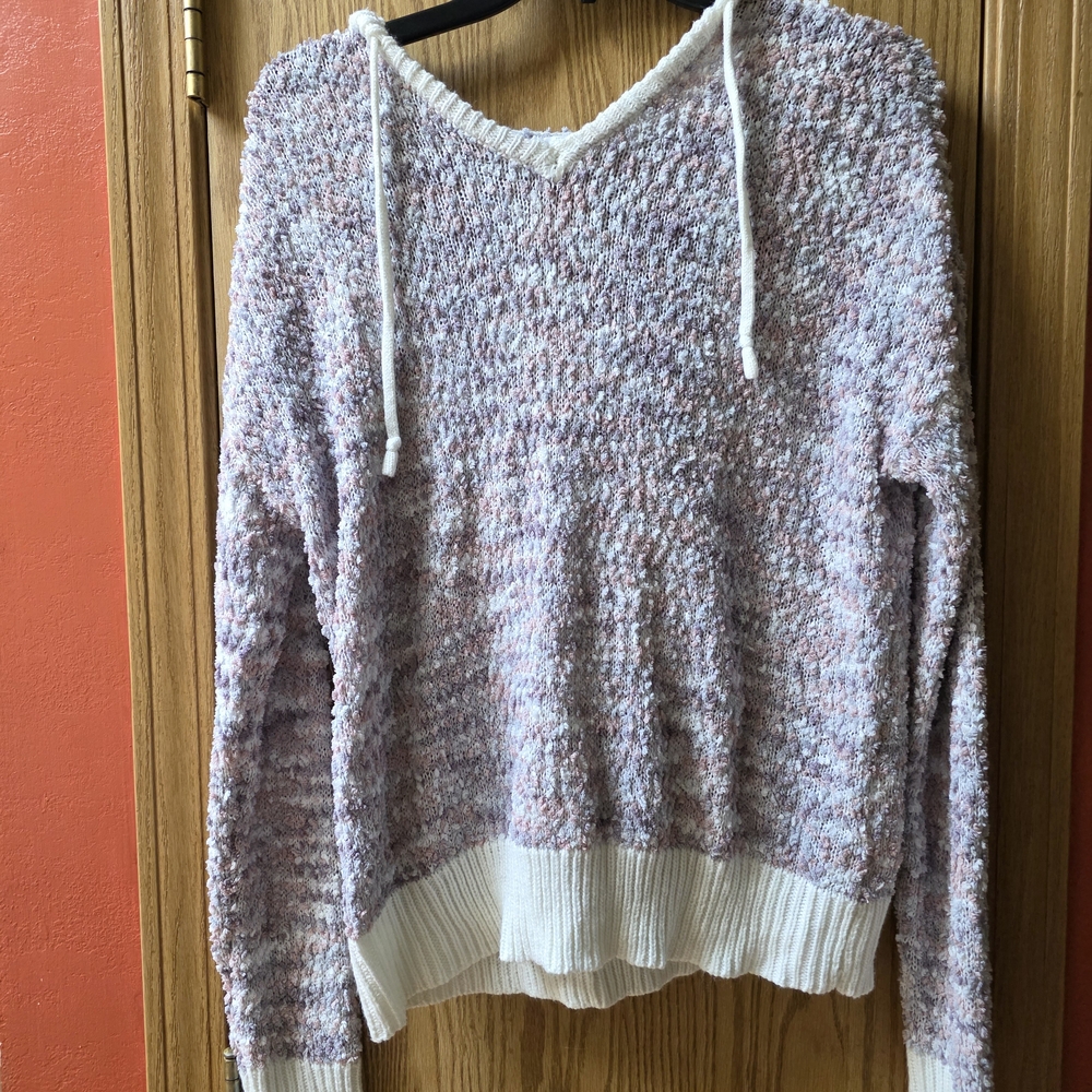 Maurices Soft Textured V-Neck Sweater - Pink and White